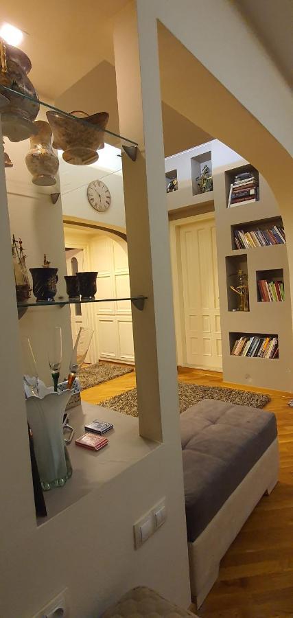 Apartment No 5 Приштина Екстер'єр фото