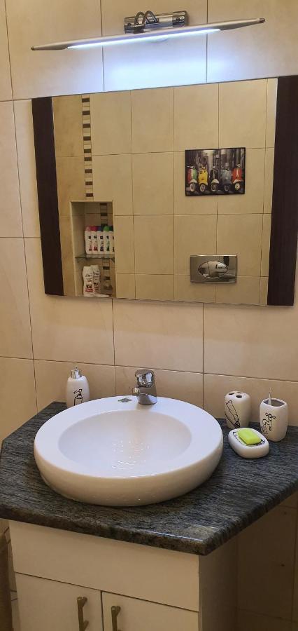 Apartment No 5 Приштина Екстер'єр фото