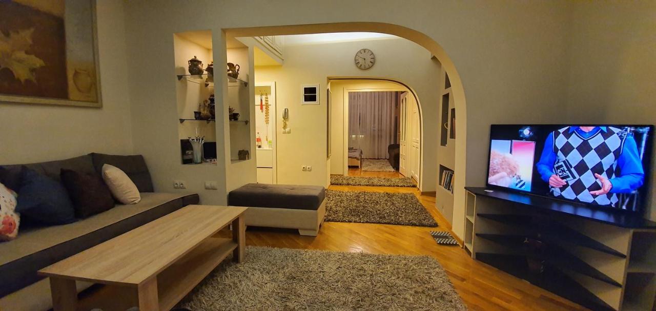 Apartment No 5 Приштина Екстер'єр фото